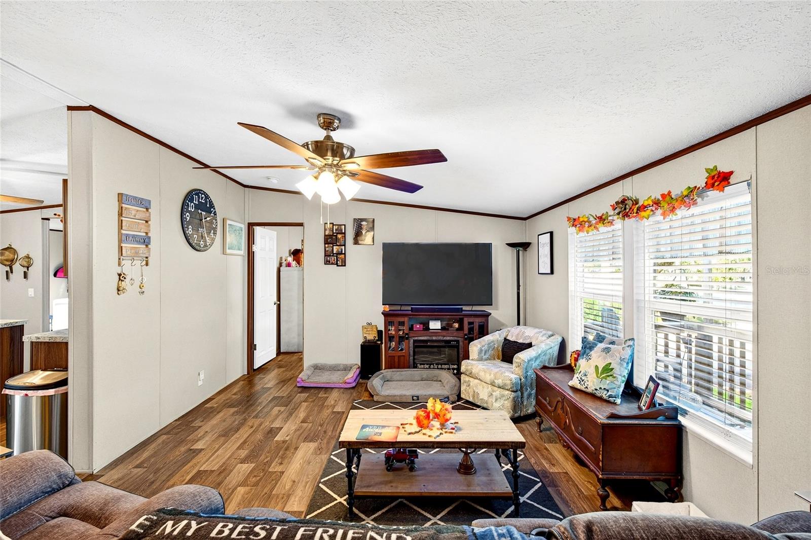 LAKE WEIR HARBOR ESTATE - Residential