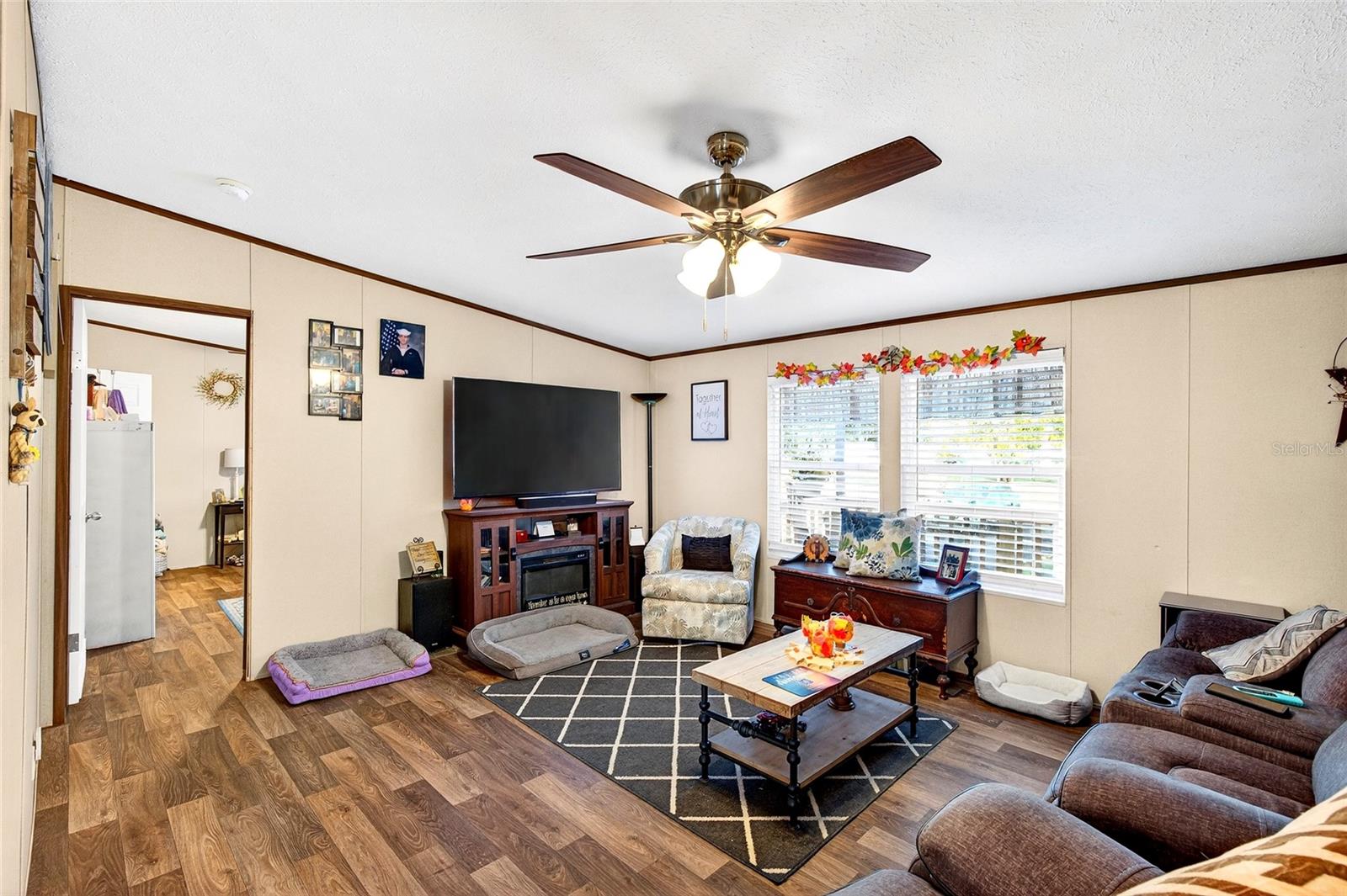 LAKE WEIR HARBOR ESTATE - Residential