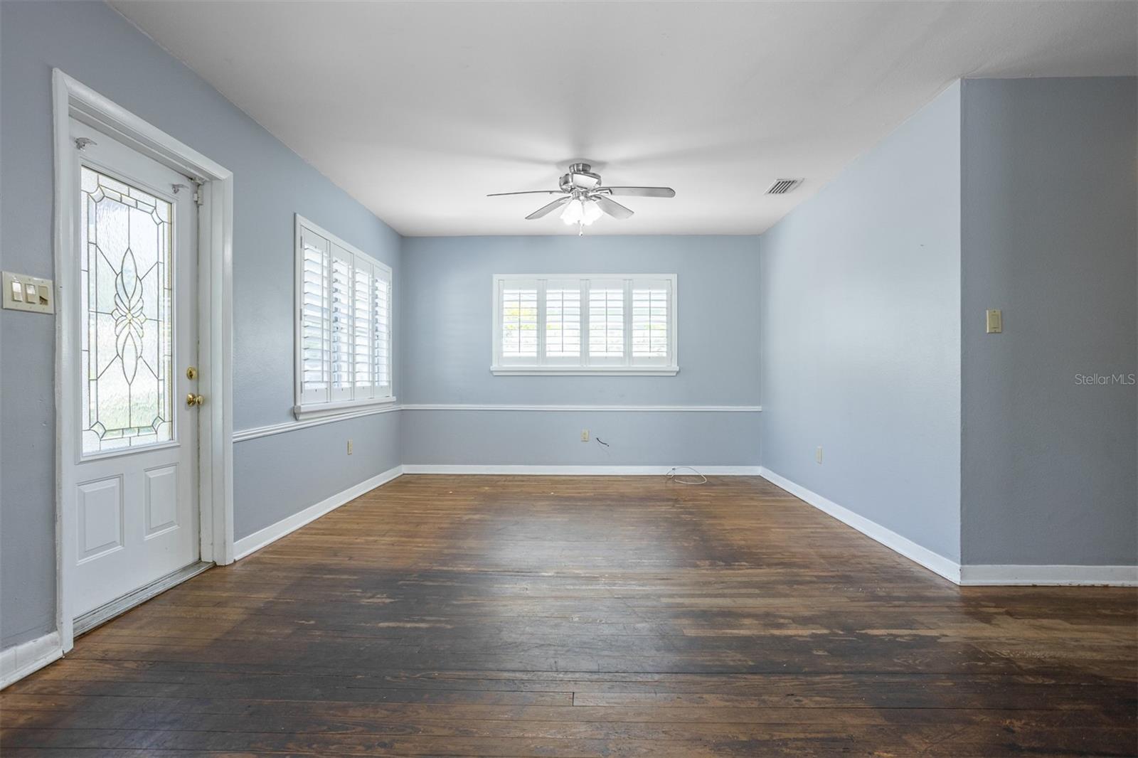 OAKELLARS - Residential