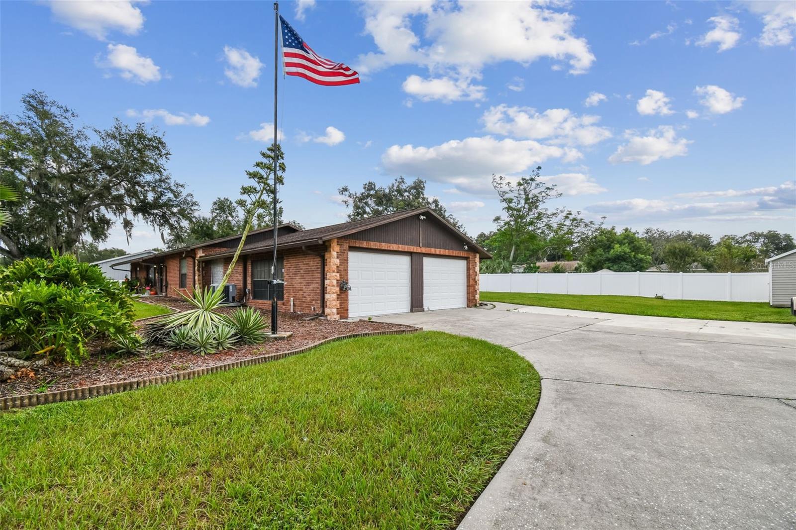 MEADOWOOD ESTATES - Residential