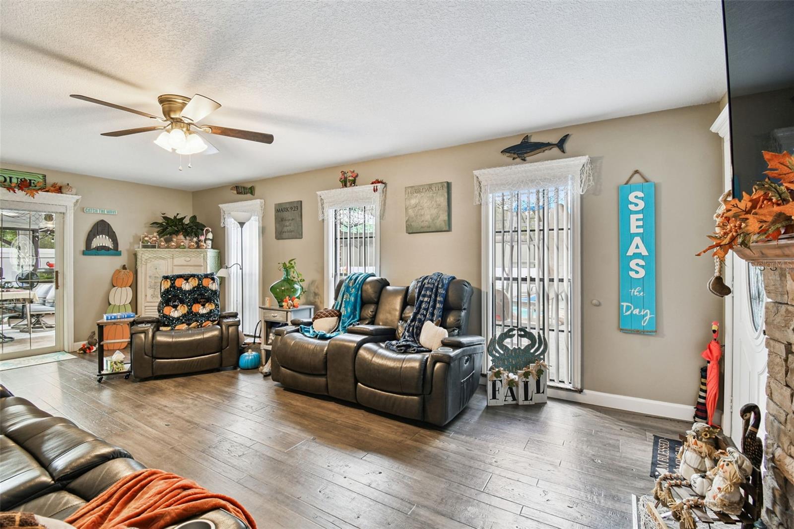 MEADOWOOD ESTATES - Residential
