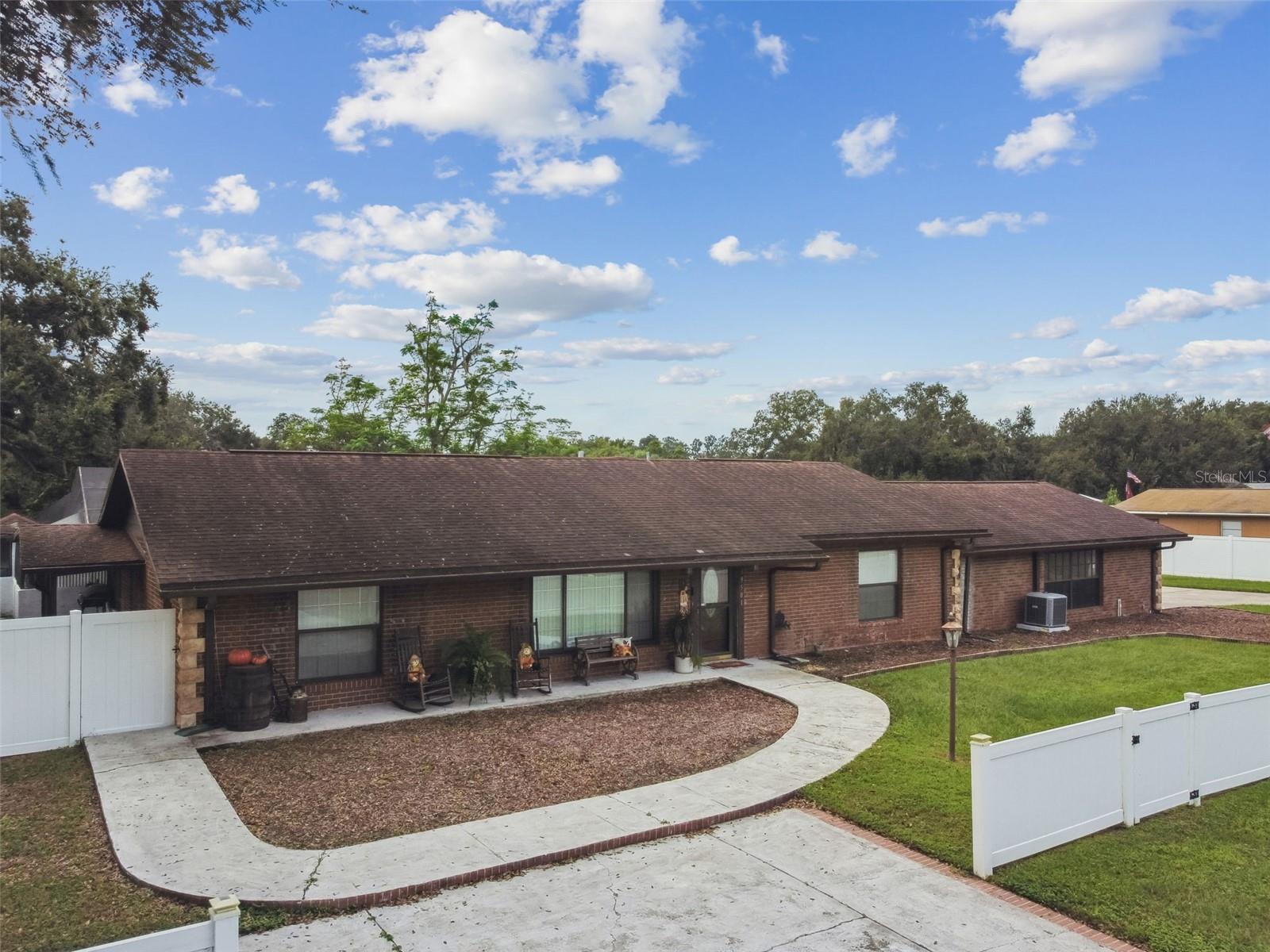 MEADOWOOD ESTATES - Residential