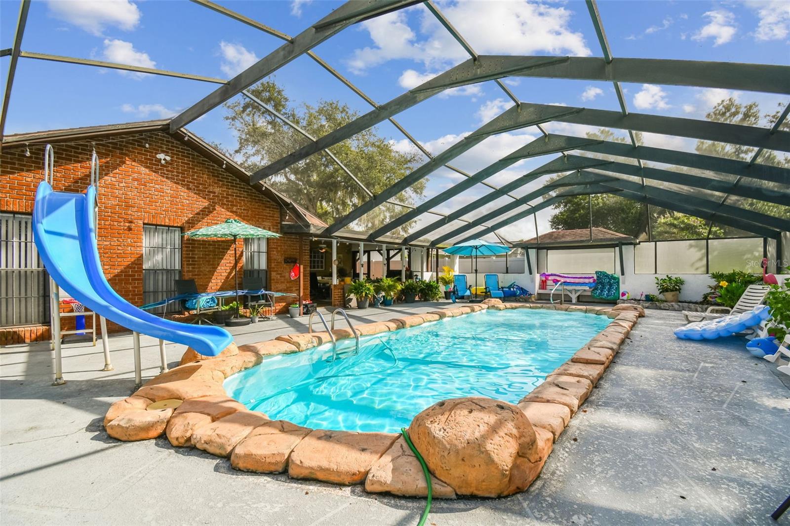 MEADOWOOD ESTATES - Residential