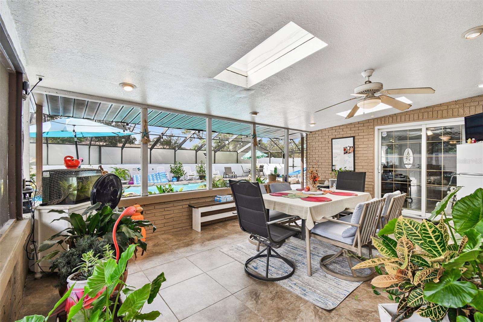 MEADOWOOD ESTATES - Residential