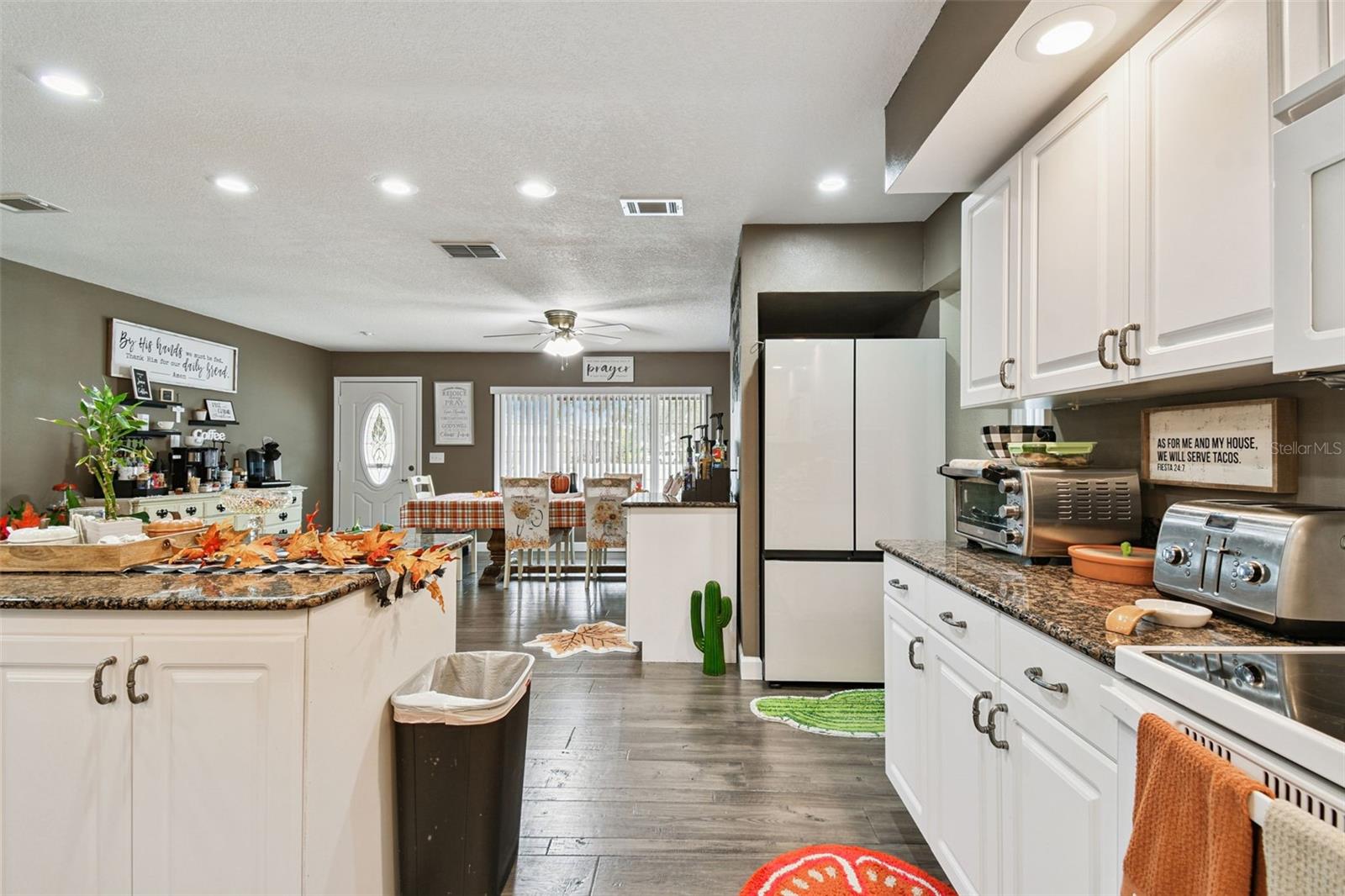 MEADOWOOD ESTATES - Residential