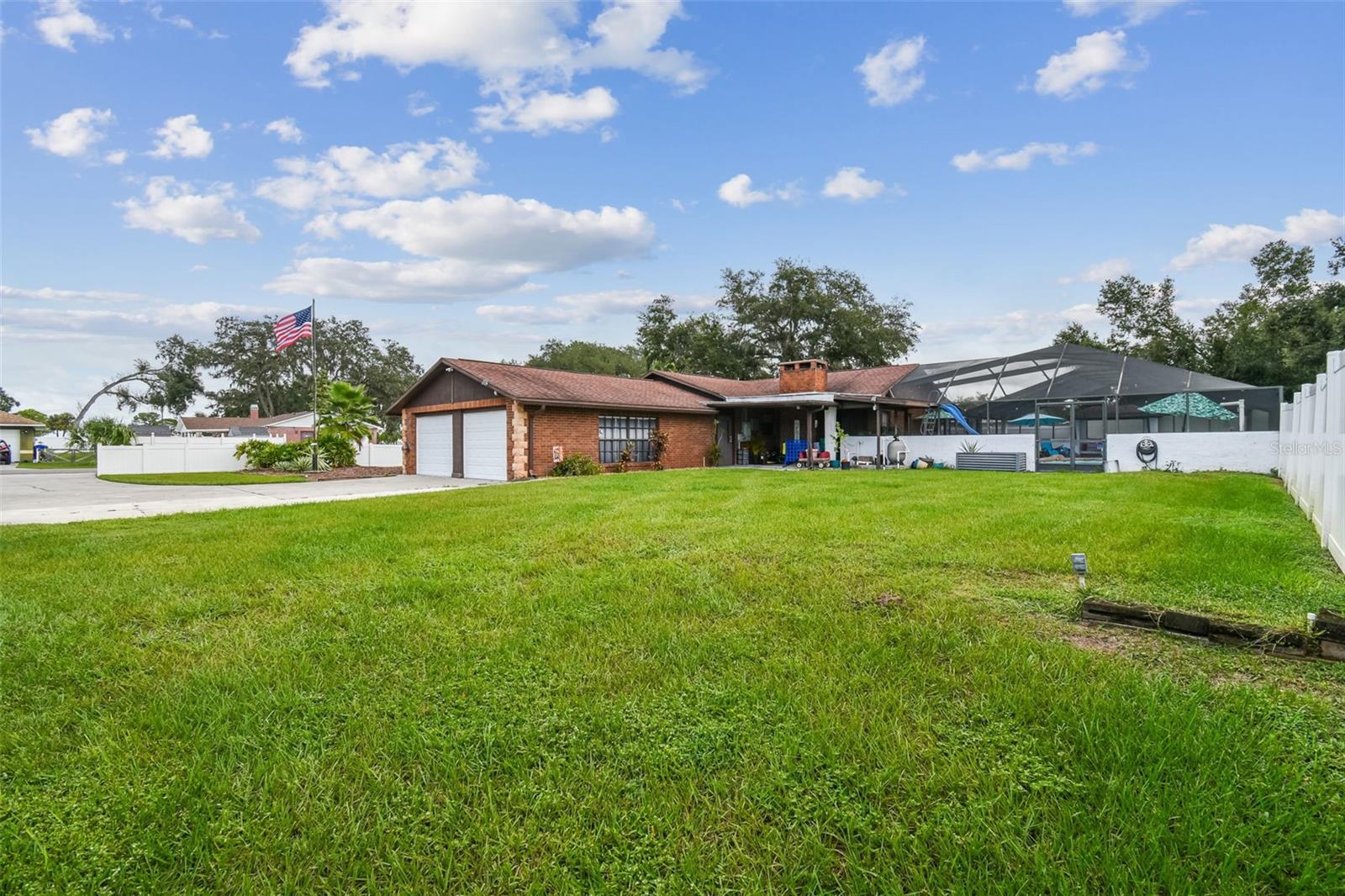 MEADOWOOD ESTATES - Residential