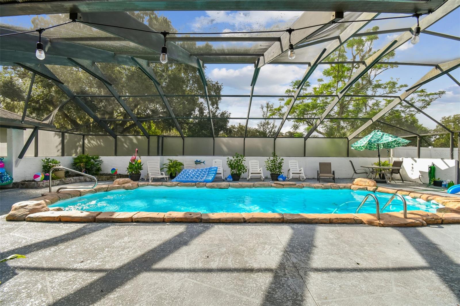 MEADOWOOD ESTATES - Residential