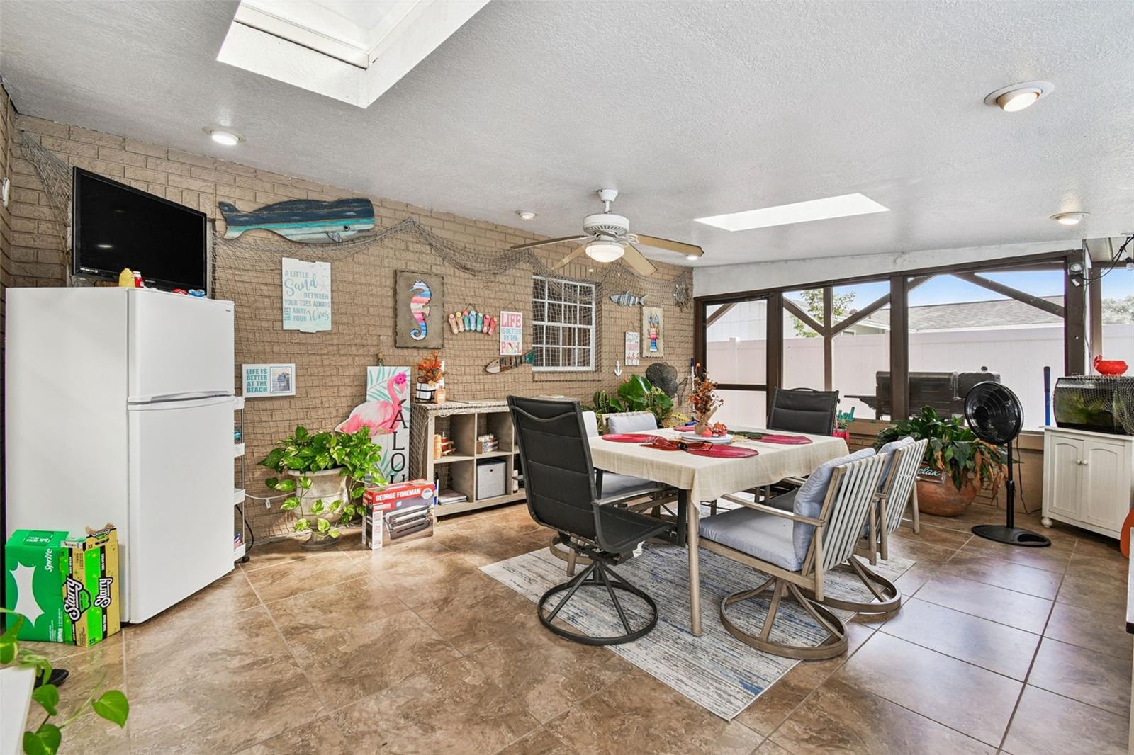 MEADOWOOD ESTATES - Residential