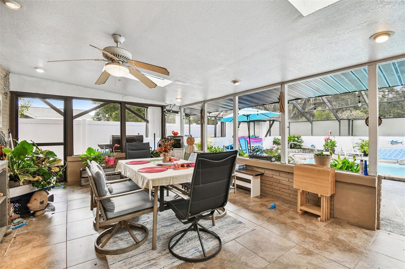 MEADOWOOD ESTATES - Residential
