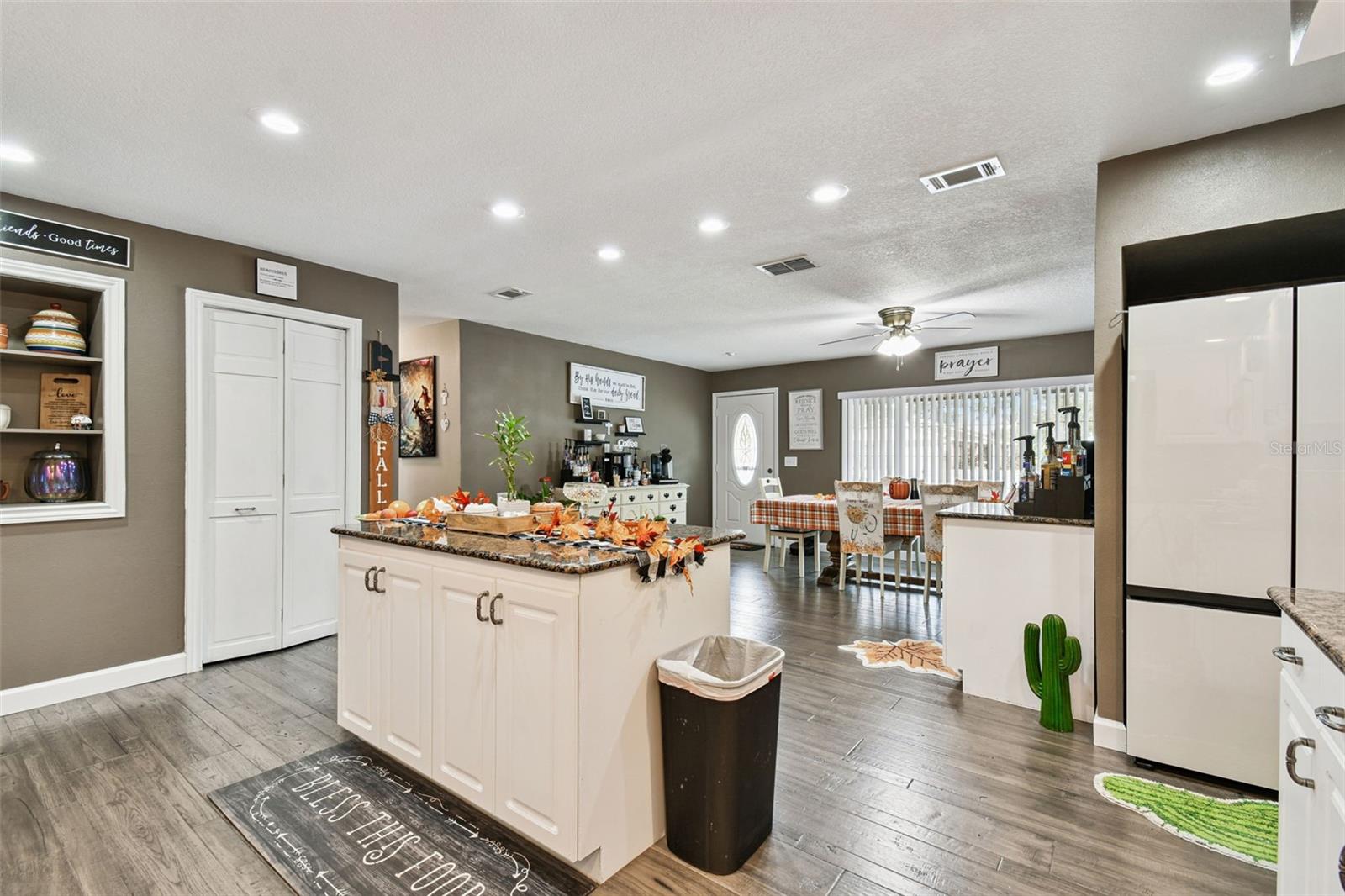 MEADOWOOD ESTATES - Residential