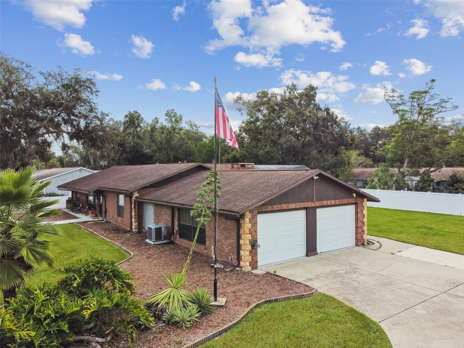 MEADOWOOD ESTATES - Residential