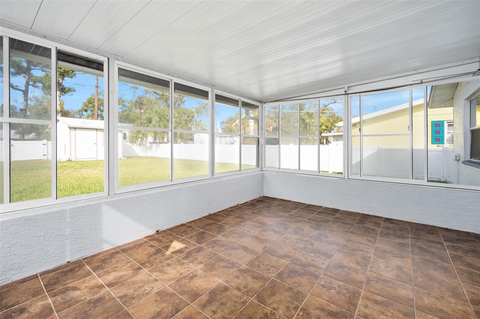 BEULAH MANOR - Residential