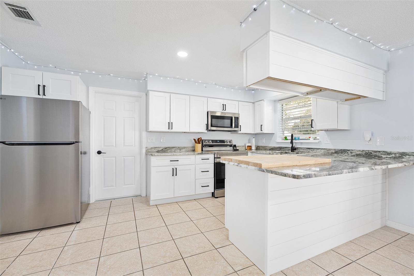 BEULAH MANOR - Residential