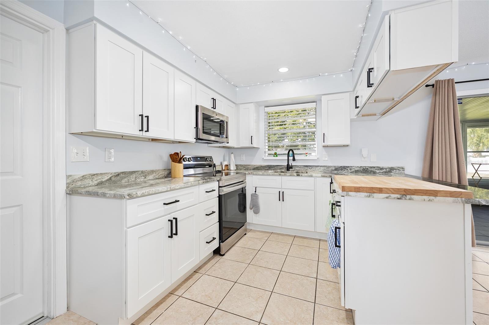 BEULAH MANOR - Residential