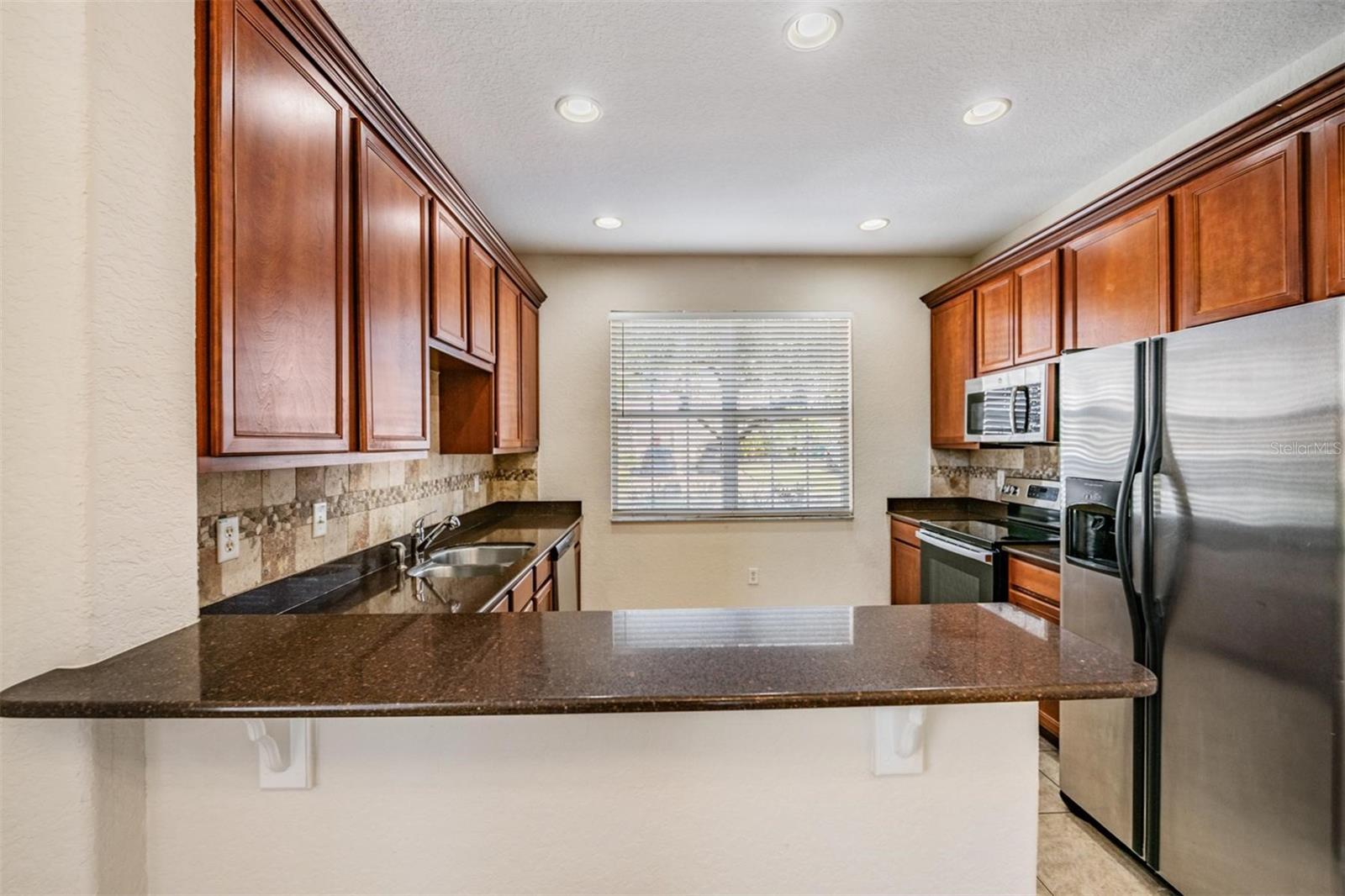 SEVEN OAKS - Residential