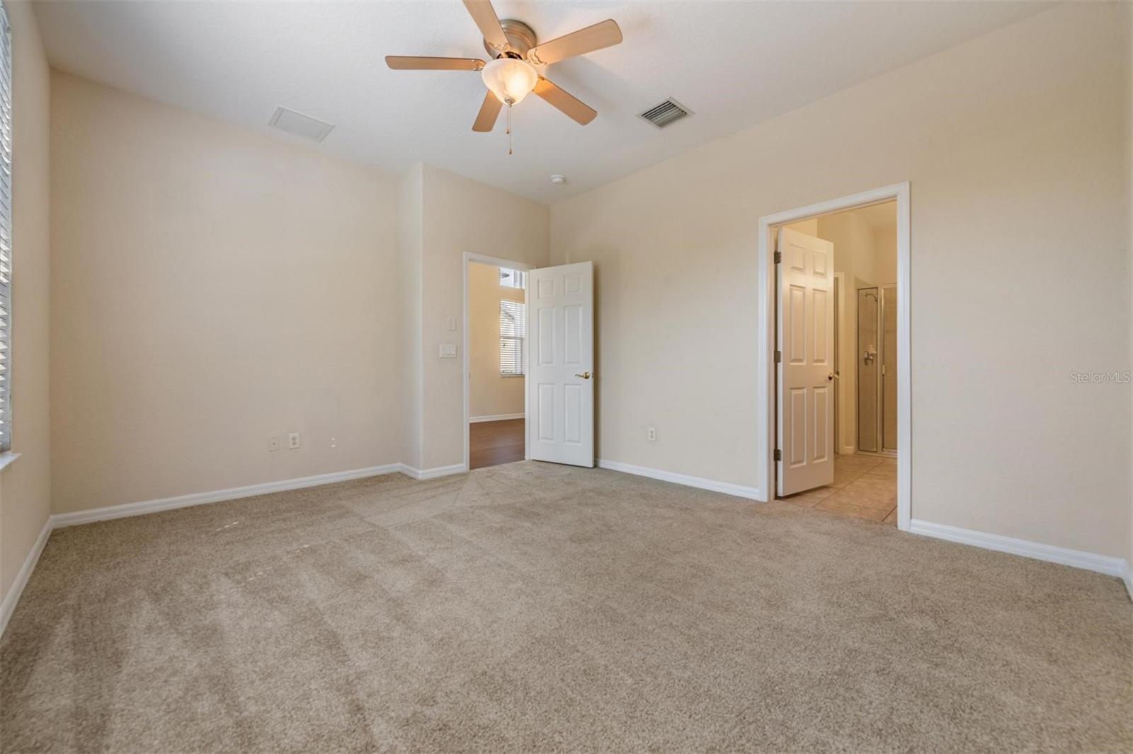 SEVEN OAKS - Residential