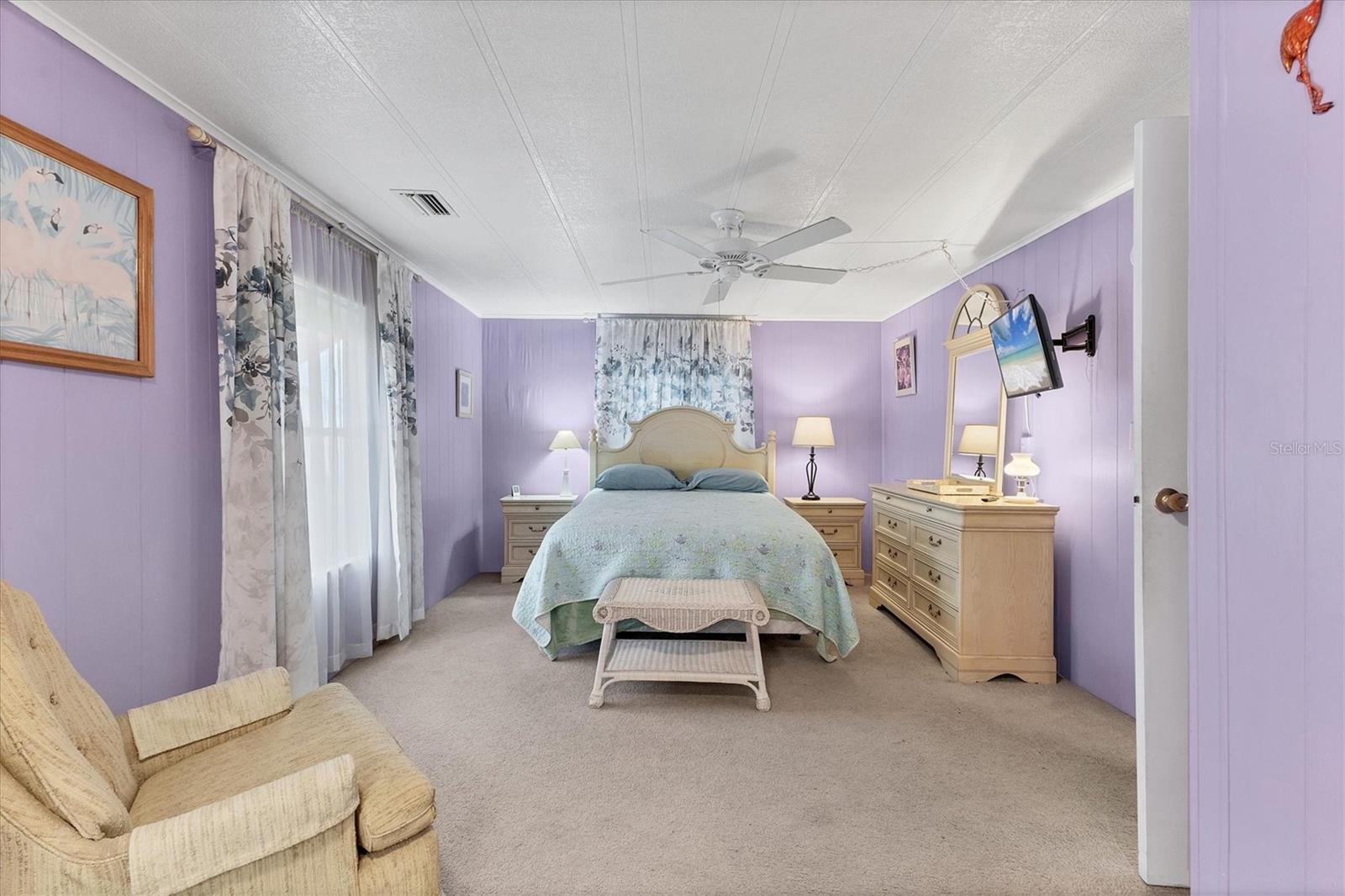 POLYNESIAN VILLAGE - Residential