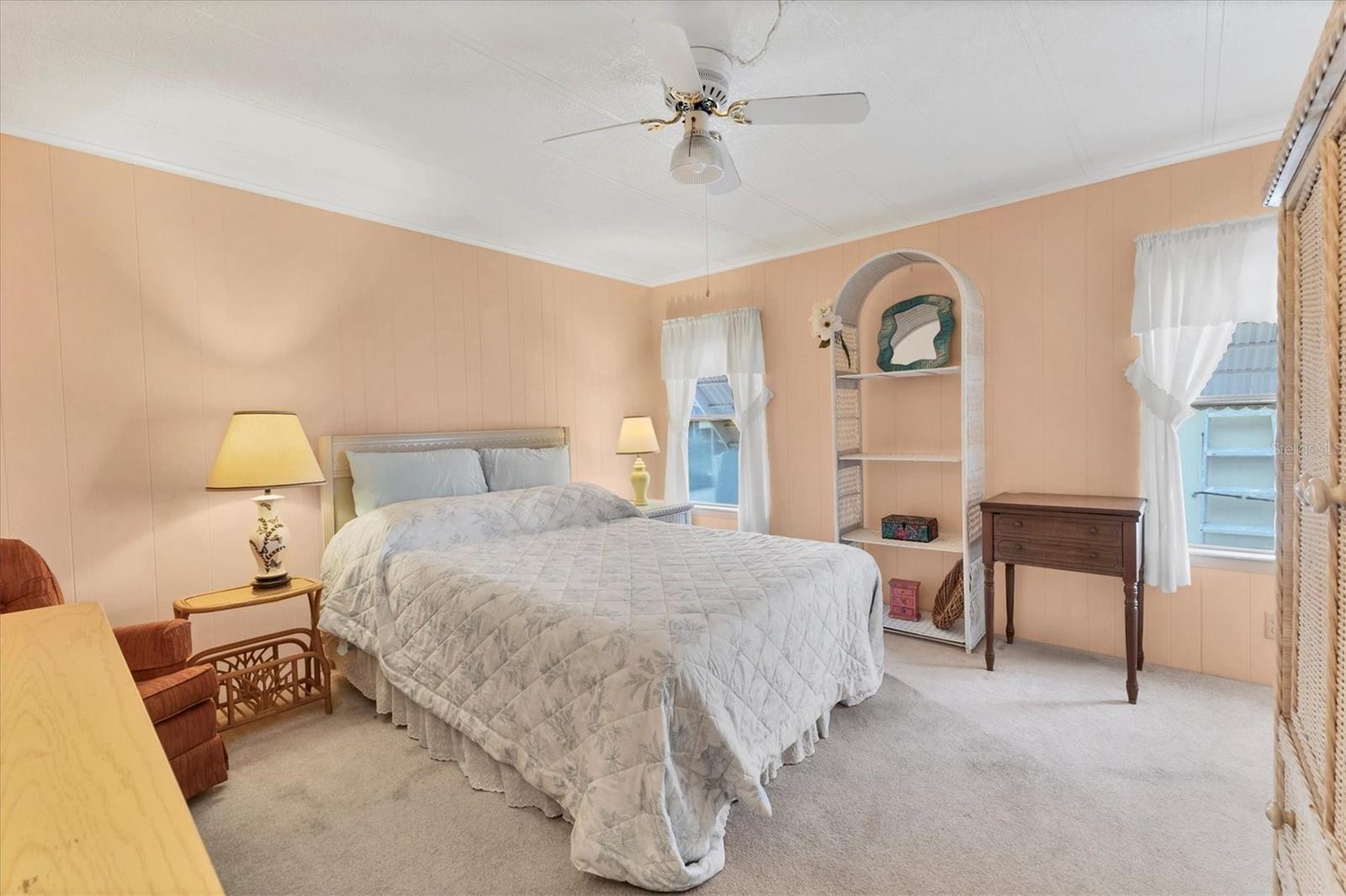 POLYNESIAN VILLAGE - Residential