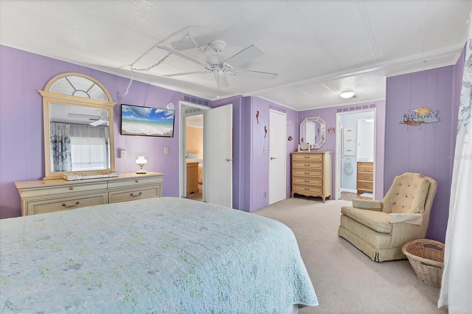 POLYNESIAN VILLAGE - Residential