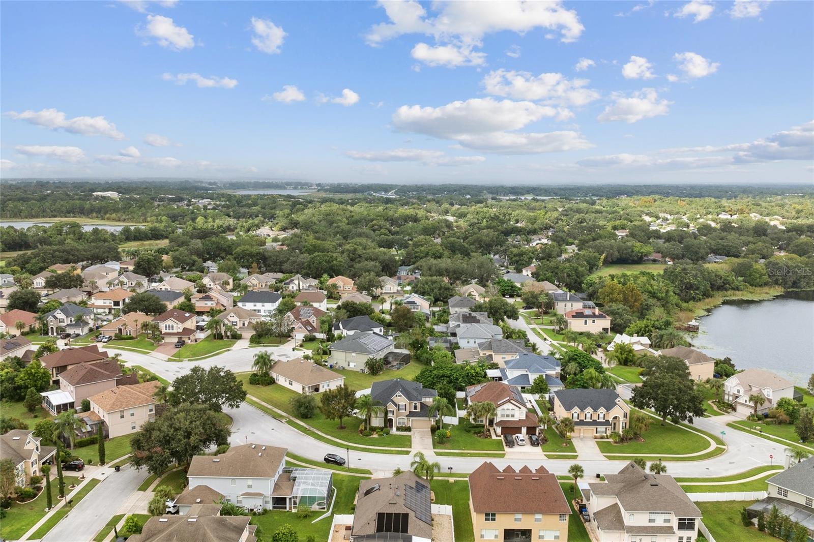 WILLOWS ON LAKE 48 35 - Residential