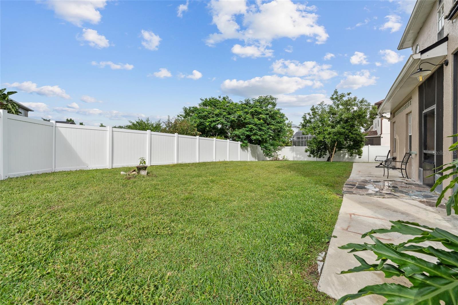 WILLOWS ON LAKE 48 35 - Residential