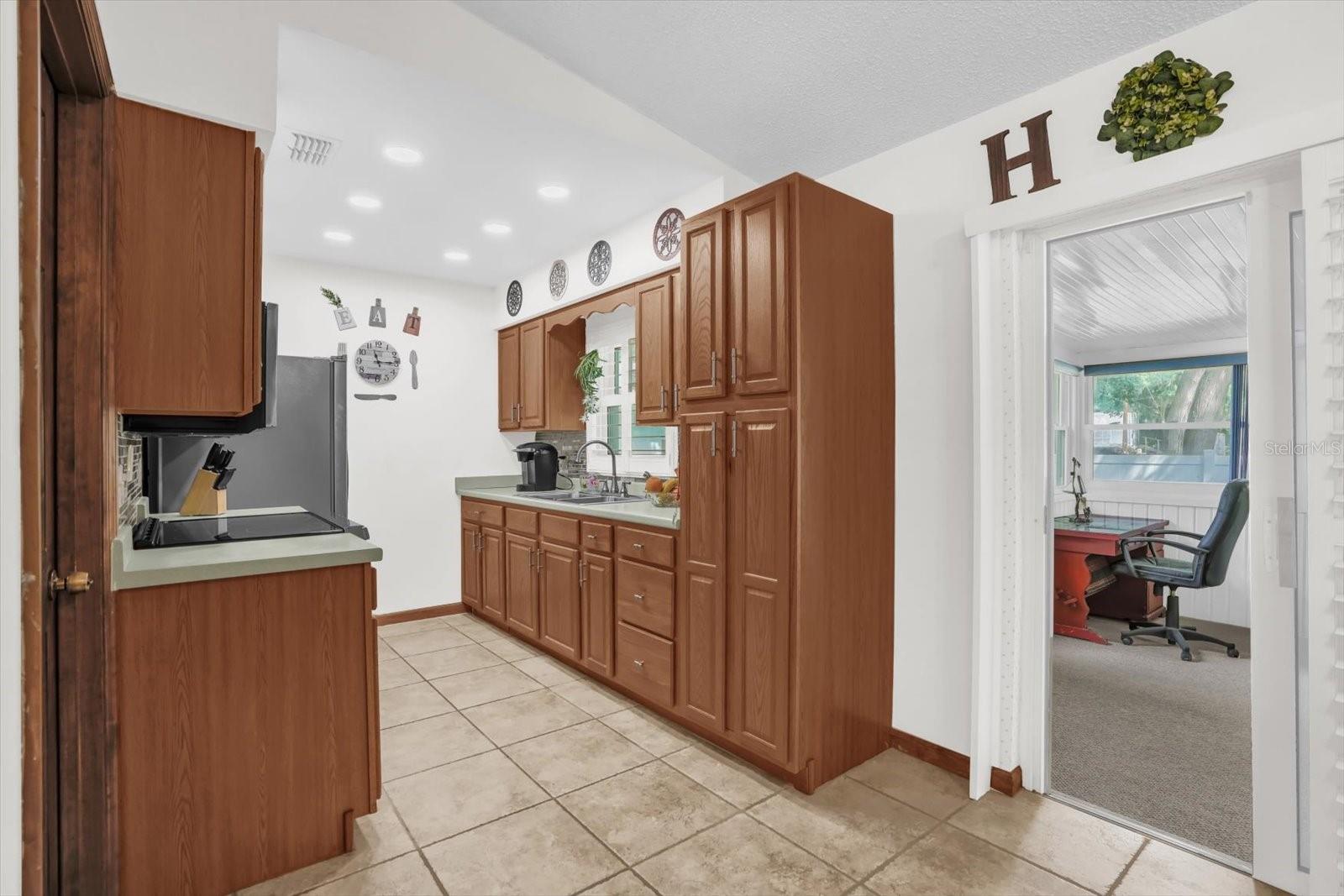 CYPRESS ARBOR - Residential