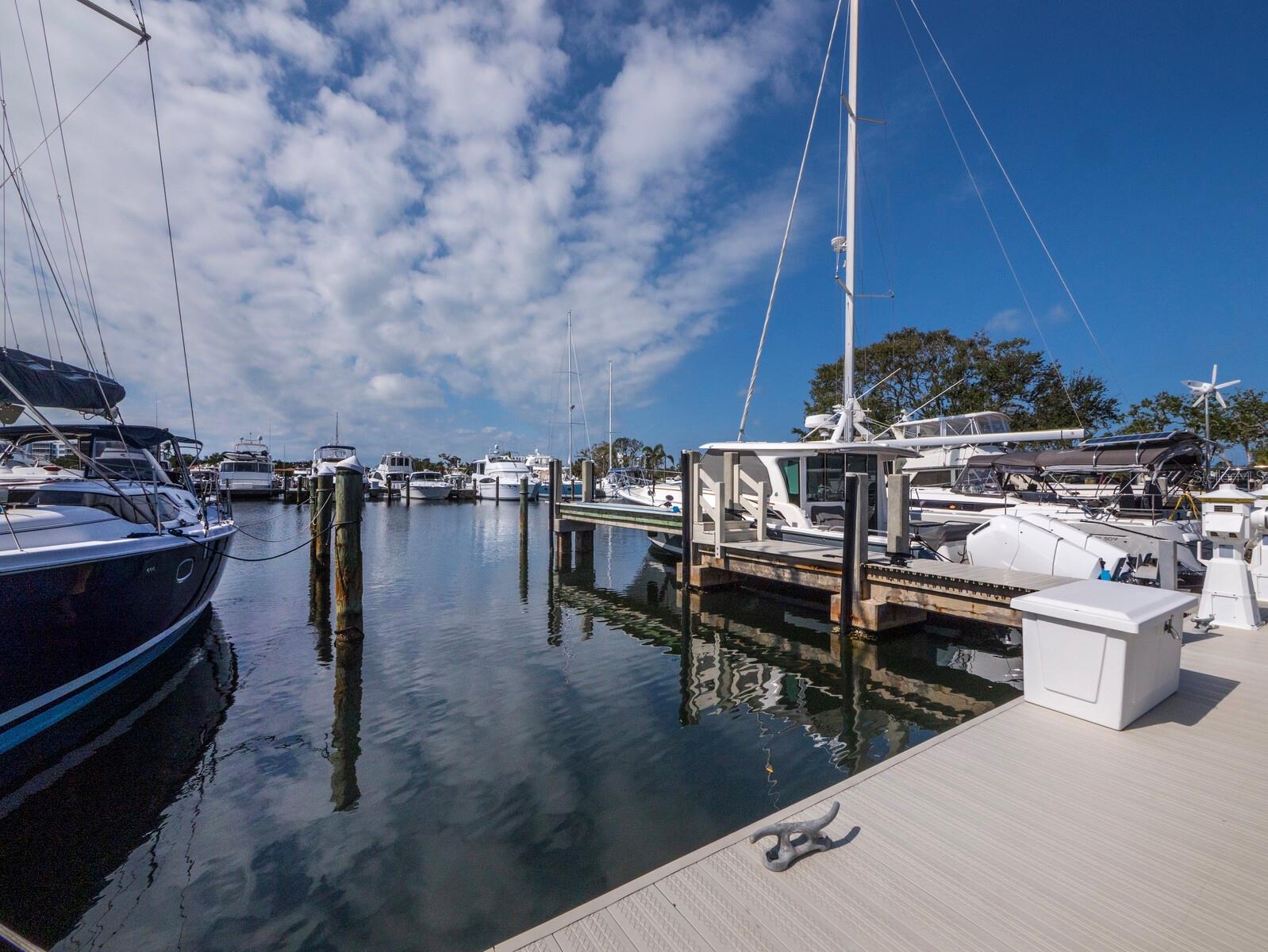 2600 HARBOURSIDE DRIVE C-12
