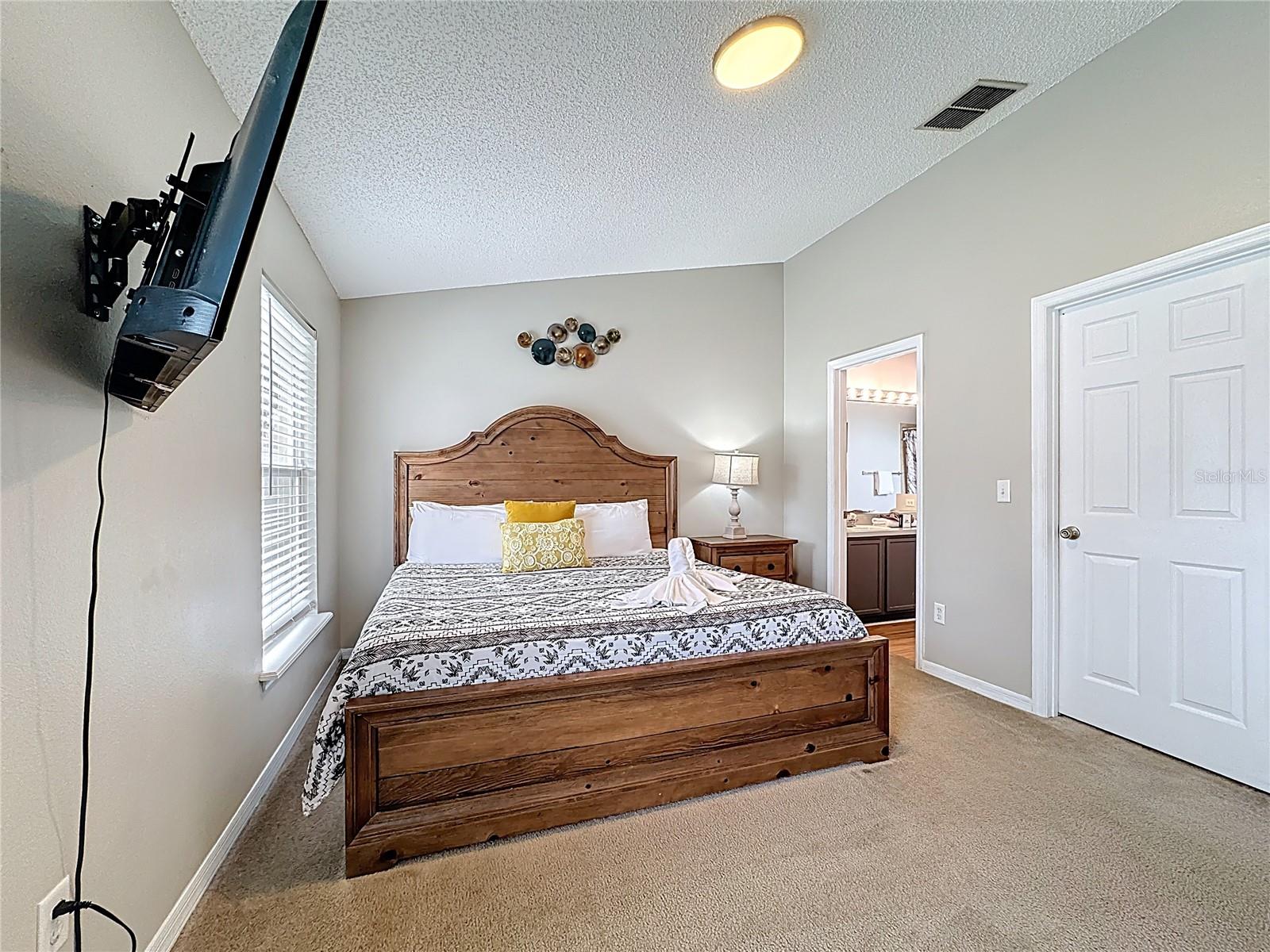 CLEAR CREEK - Residential