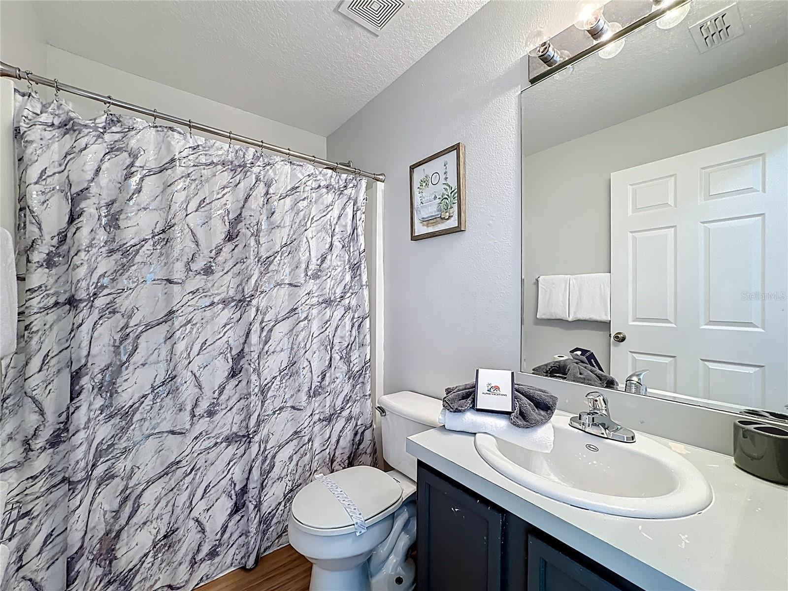 CLEAR CREEK - Residential