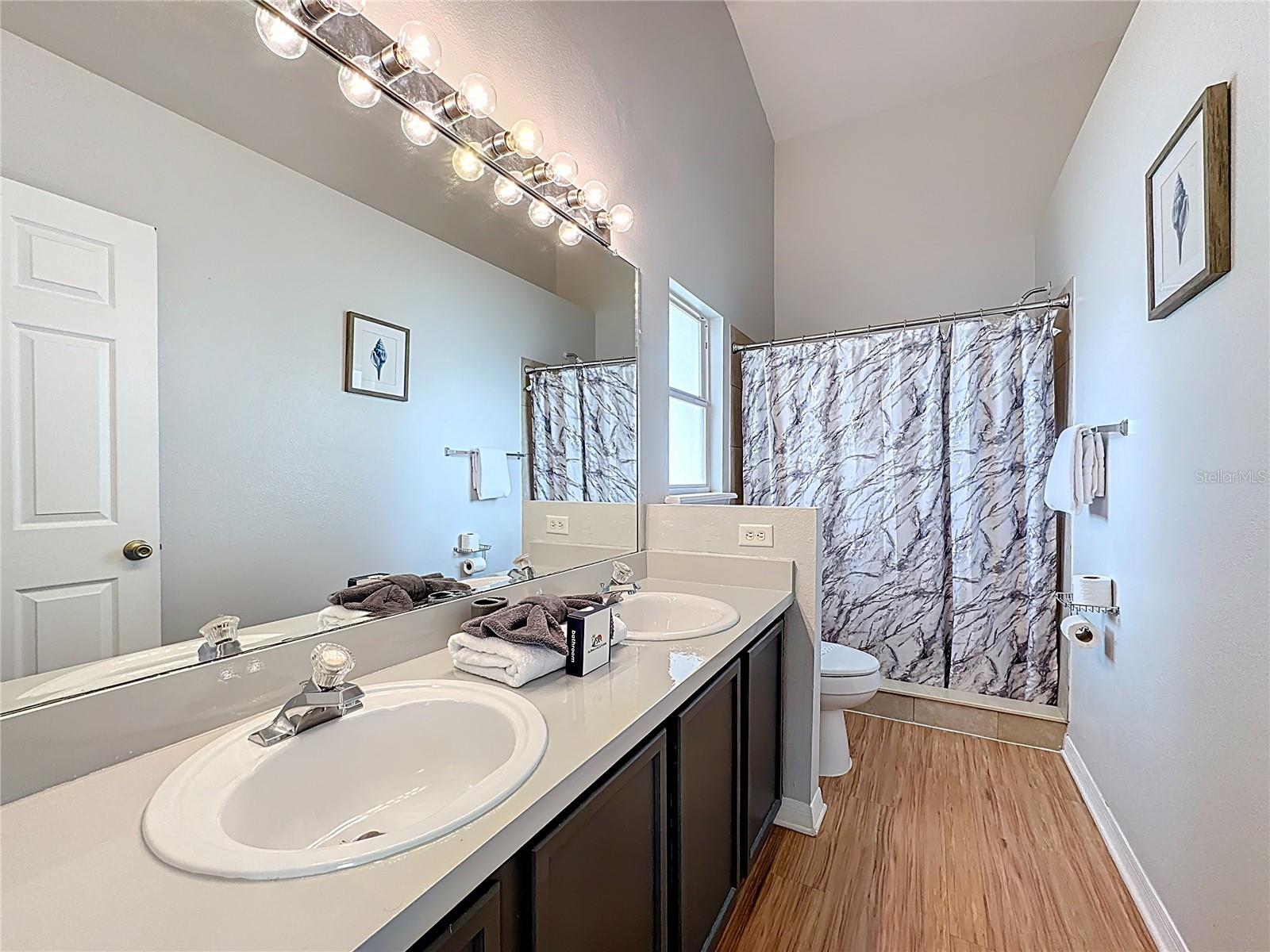 CLEAR CREEK - Residential