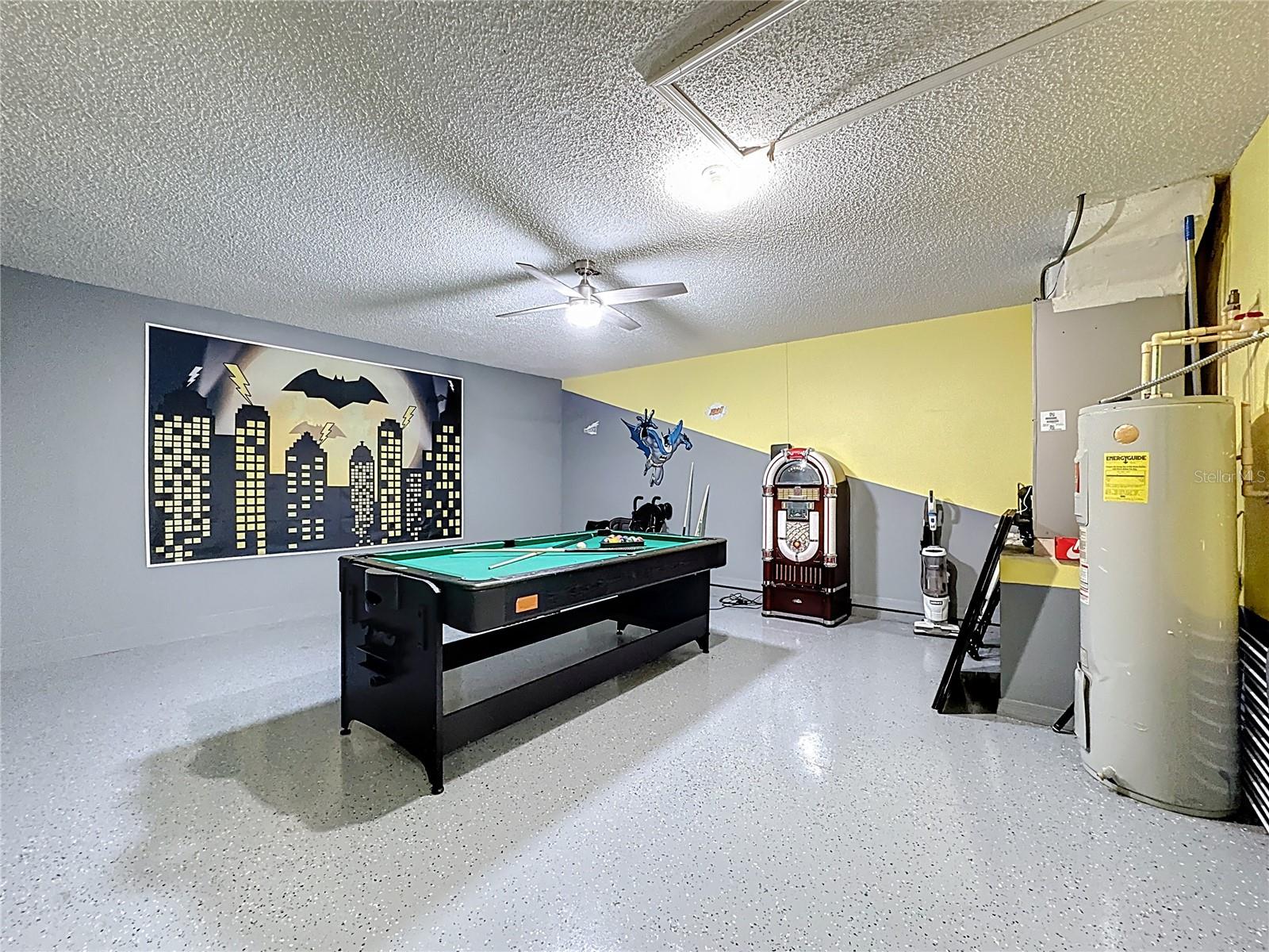 CLEAR CREEK - Residential