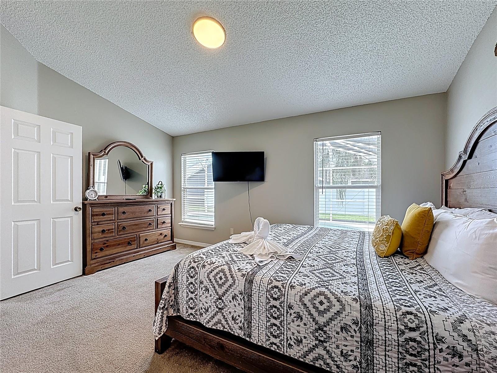 CLEAR CREEK - Residential