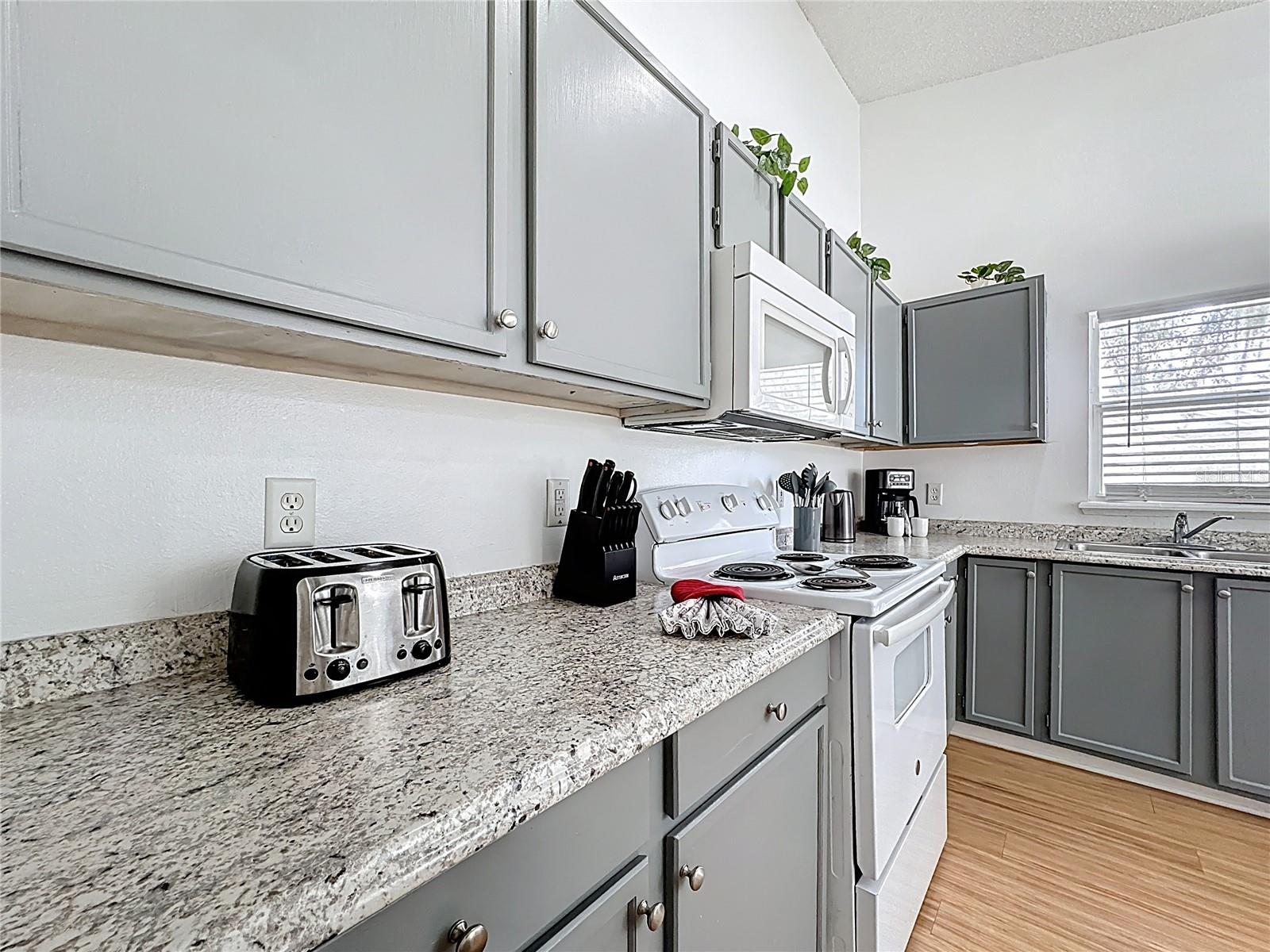 CLEAR CREEK - Residential