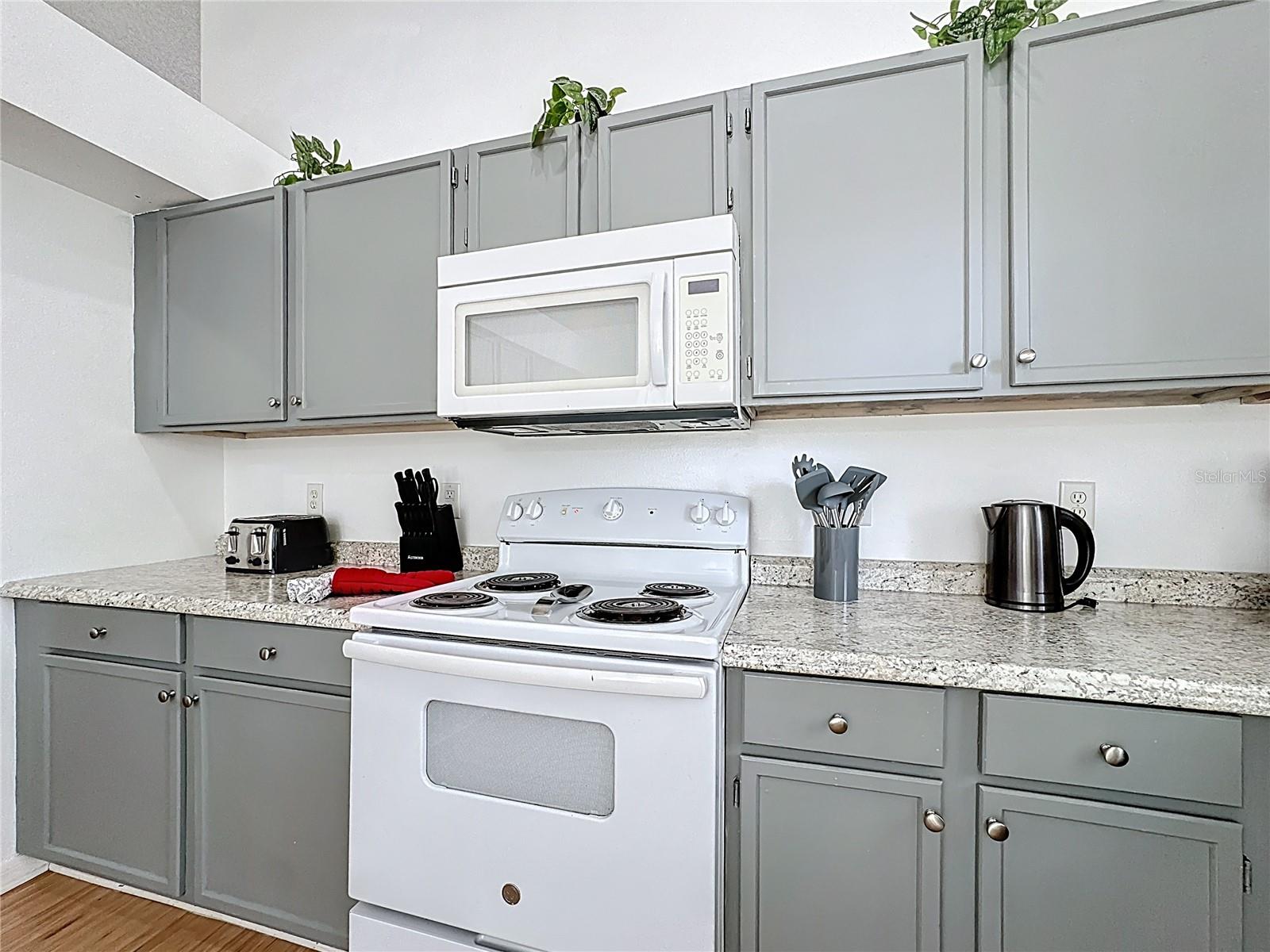 CLEAR CREEK - Residential