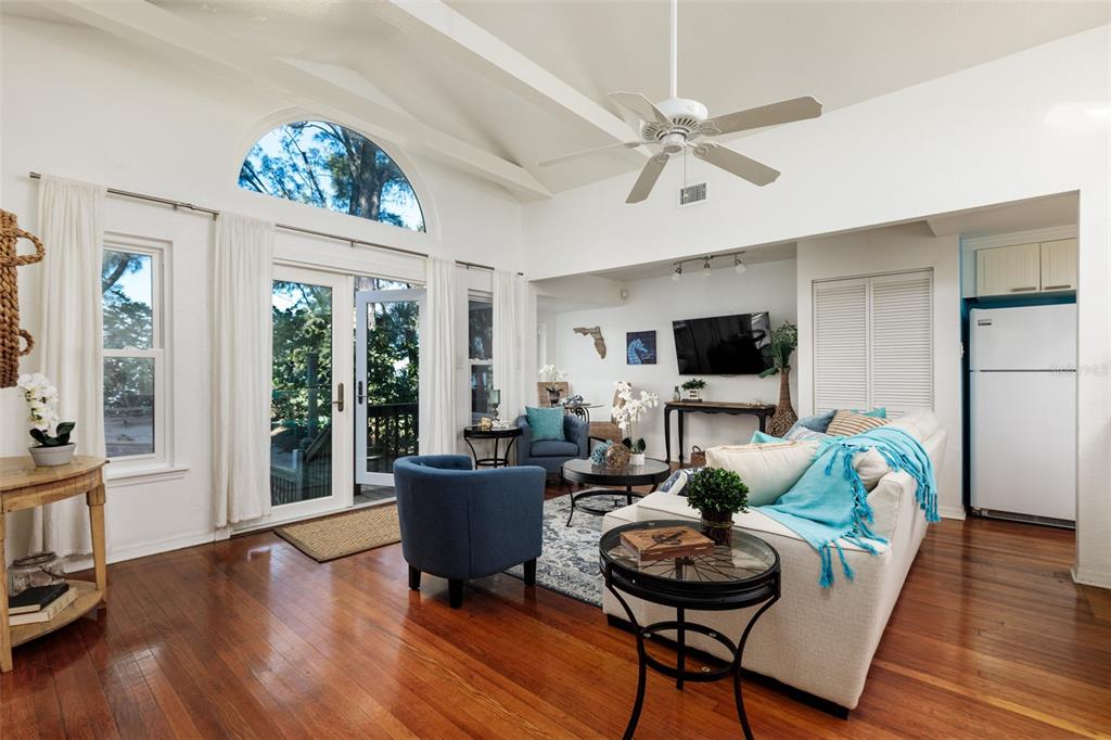 SUNSET BEACH - Residential