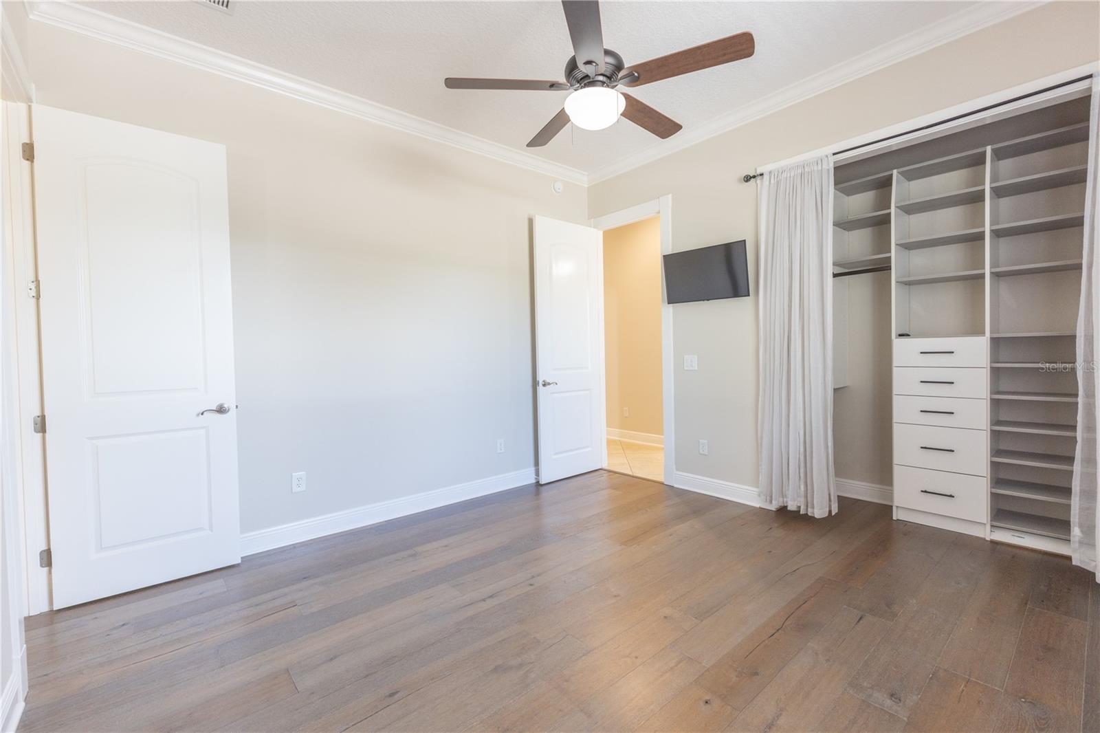 ACREAGE & UNREC - Residential