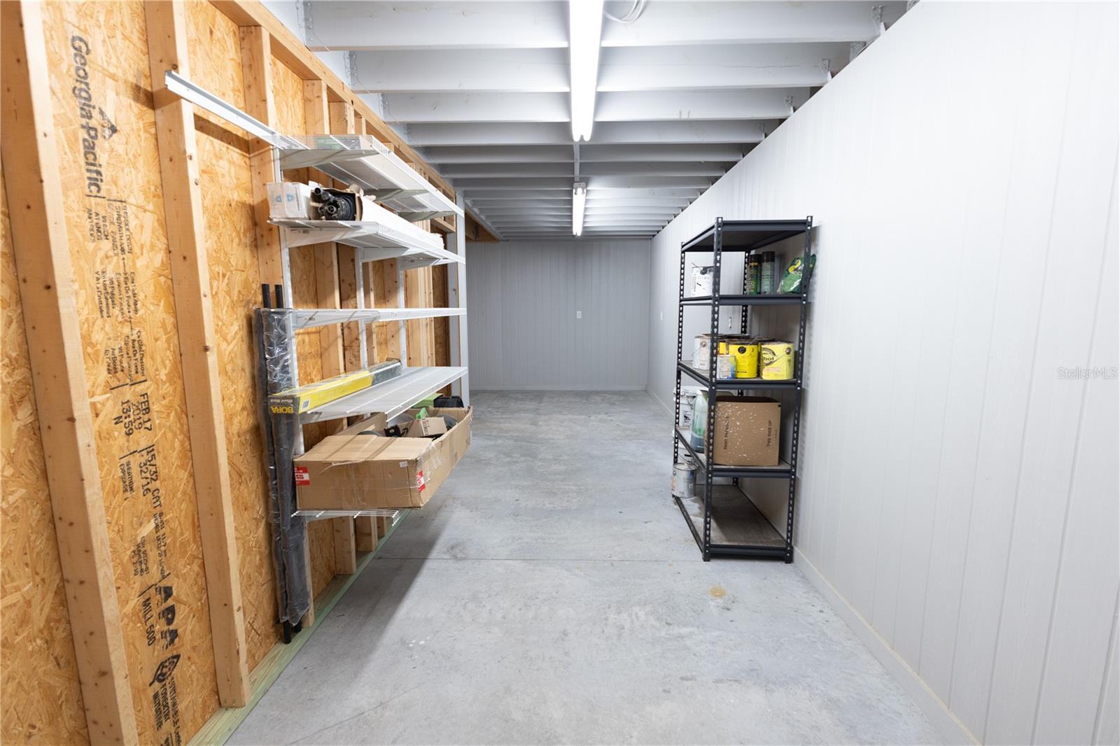 ACREAGE & UNREC - Residential