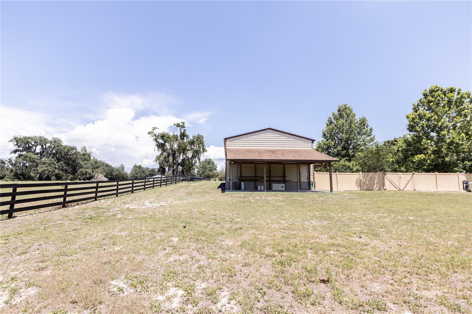 ACREAGE & UNREC - Residential
