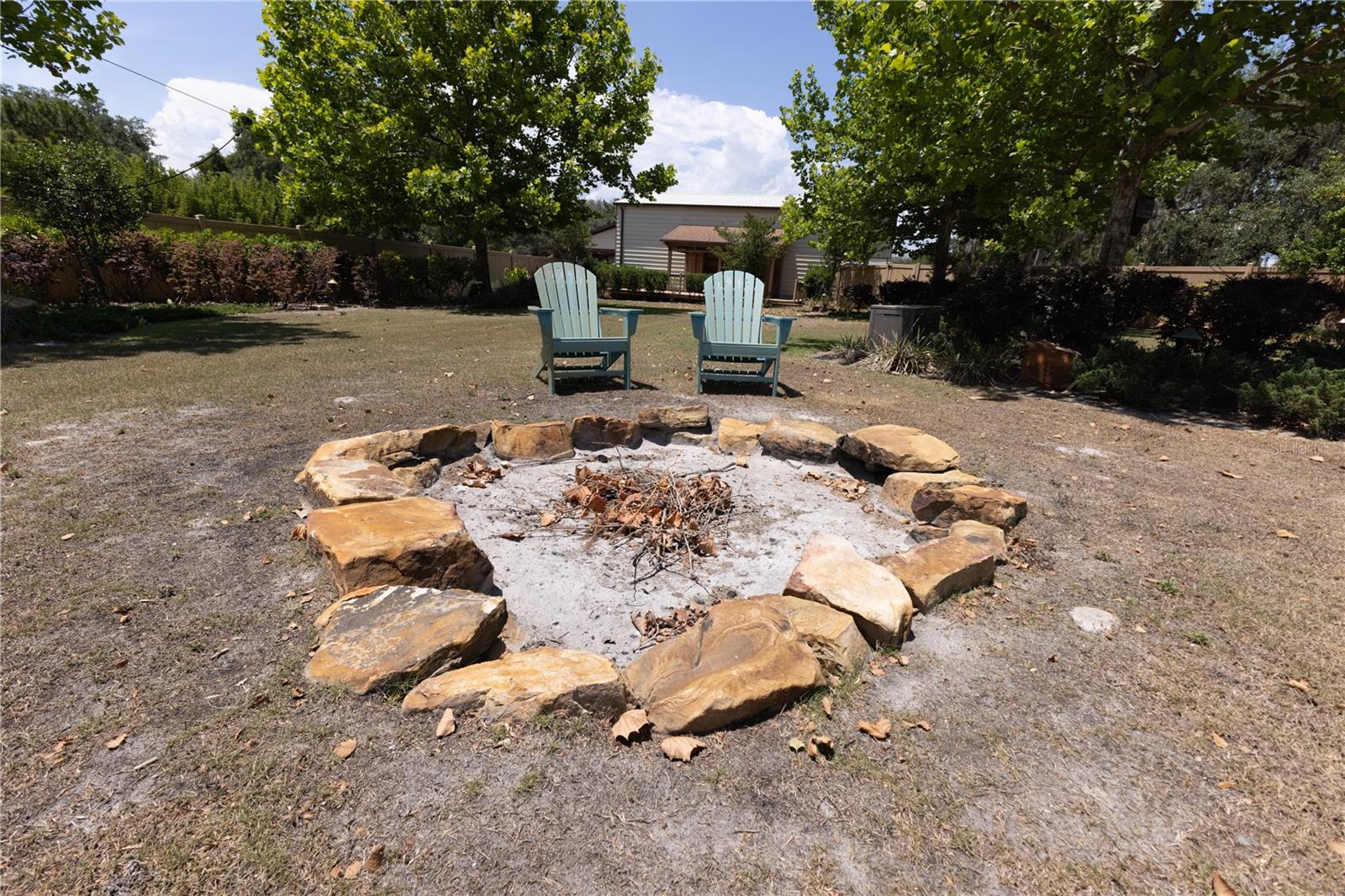 ACREAGE & UNREC - Residential