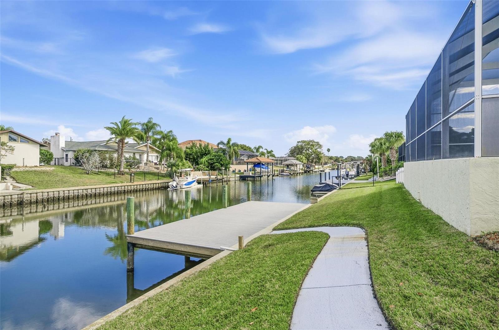 1 CLOVERDALE COURT S