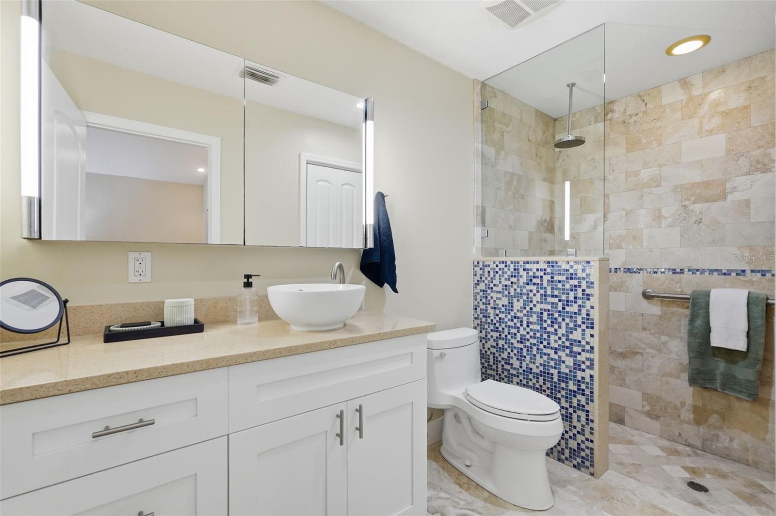 LONE PALM BEACH 5TH ADD BLK 29 REP - Residential