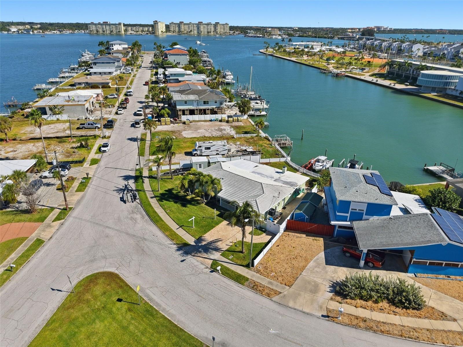 LONE PALM BEACH 5TH ADD BLK 29 REP - Residential