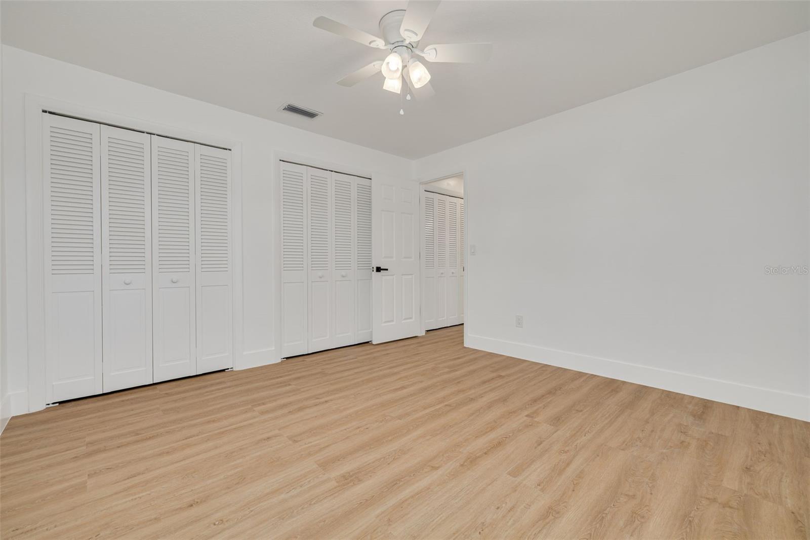 HILLCREST MANOR 3RD ADD - Residential