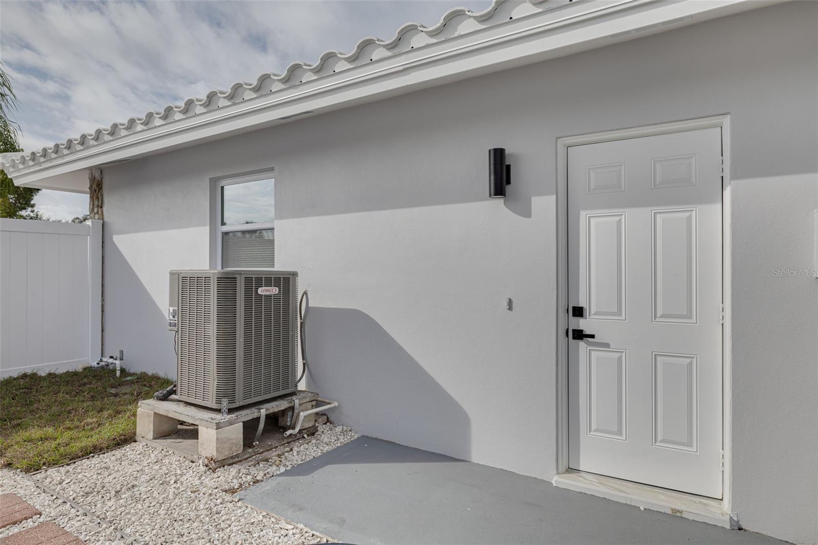 HILLCREST MANOR 3RD ADD - Residential