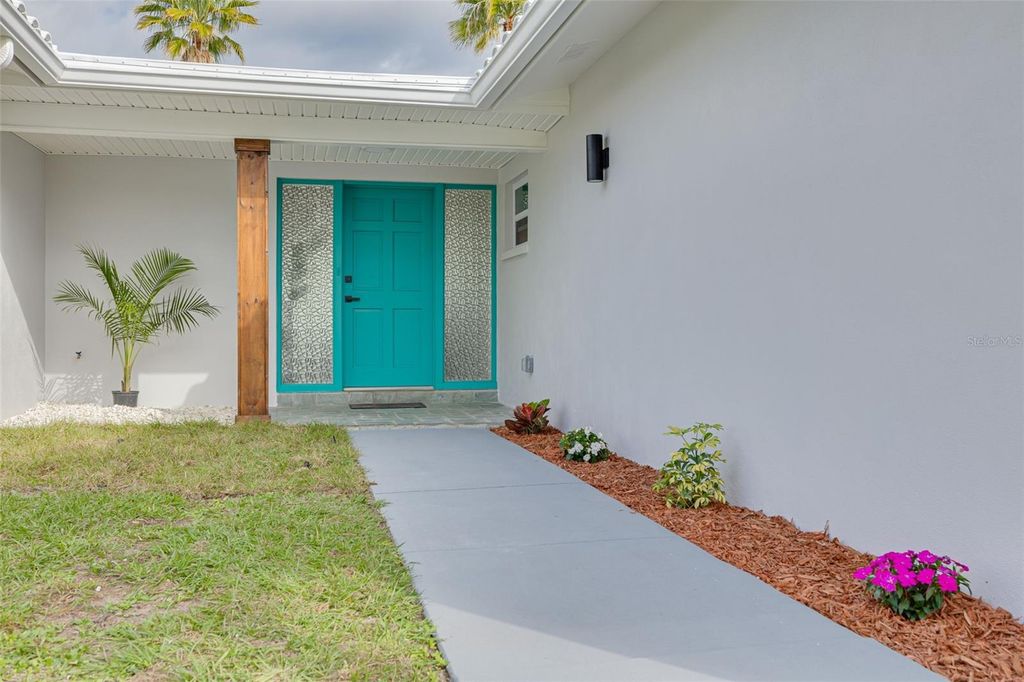 Photo of 13641 Pleasant Drive, Largo, FL 33774 (MLS # TB8464845)