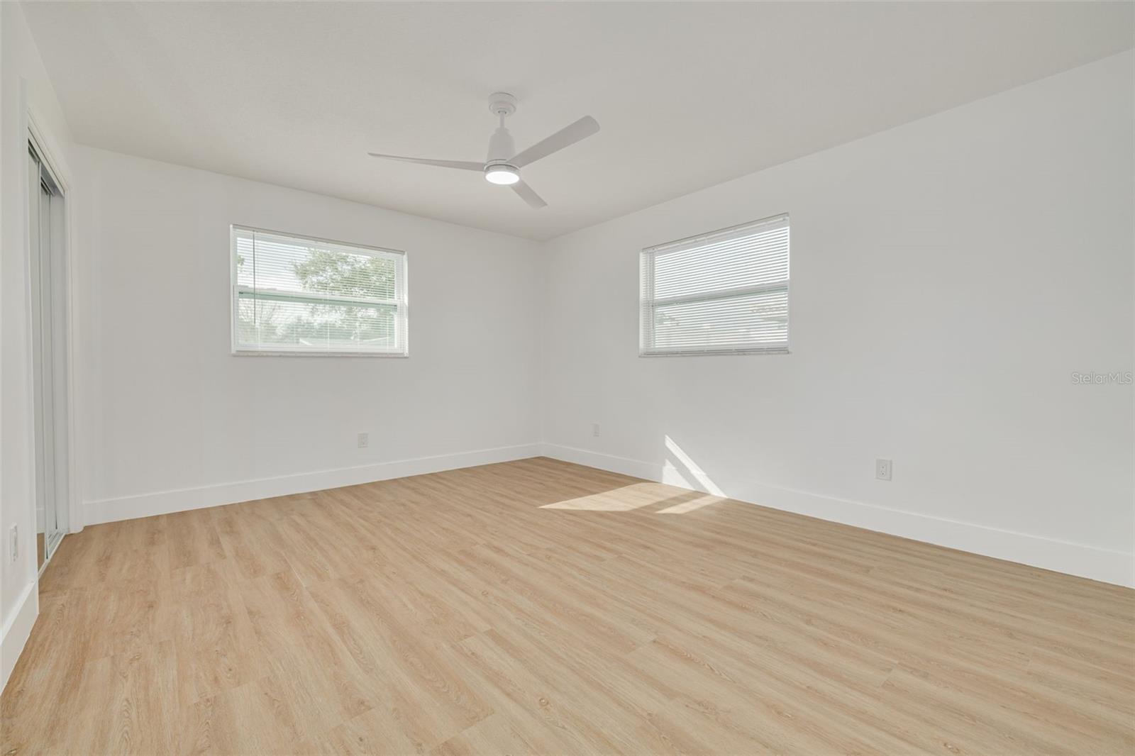 HILLCREST MANOR 3RD ADD - Residential