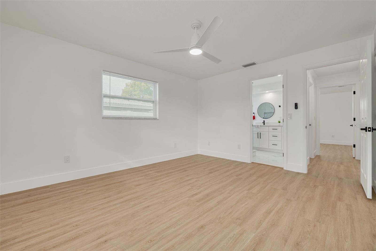 HILLCREST MANOR 3RD ADD - Residential