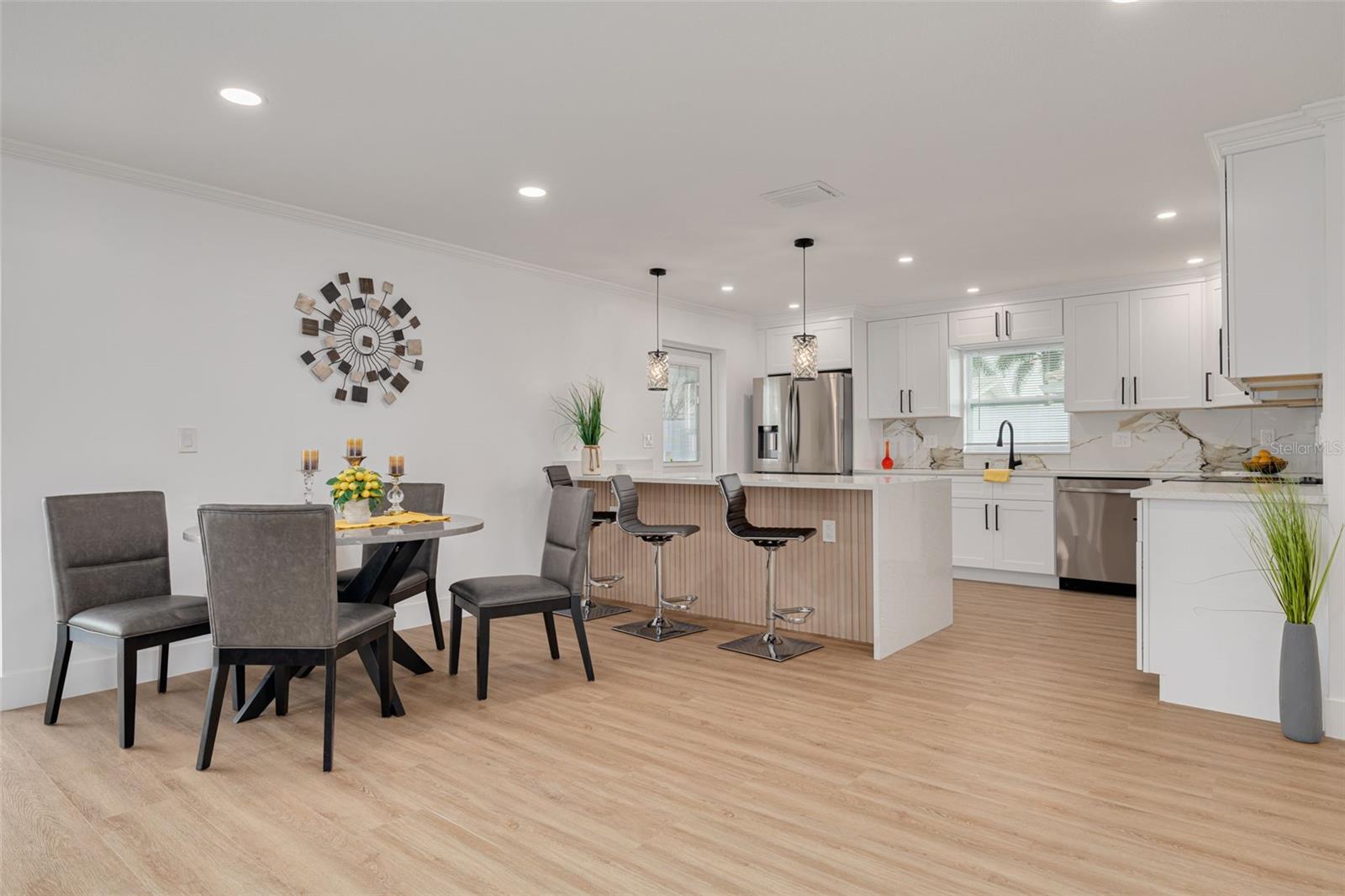 HILLCREST MANOR 3RD ADD - Residential