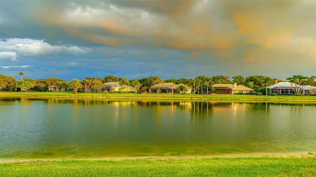 LAUREL OAK ESTATES - Residential