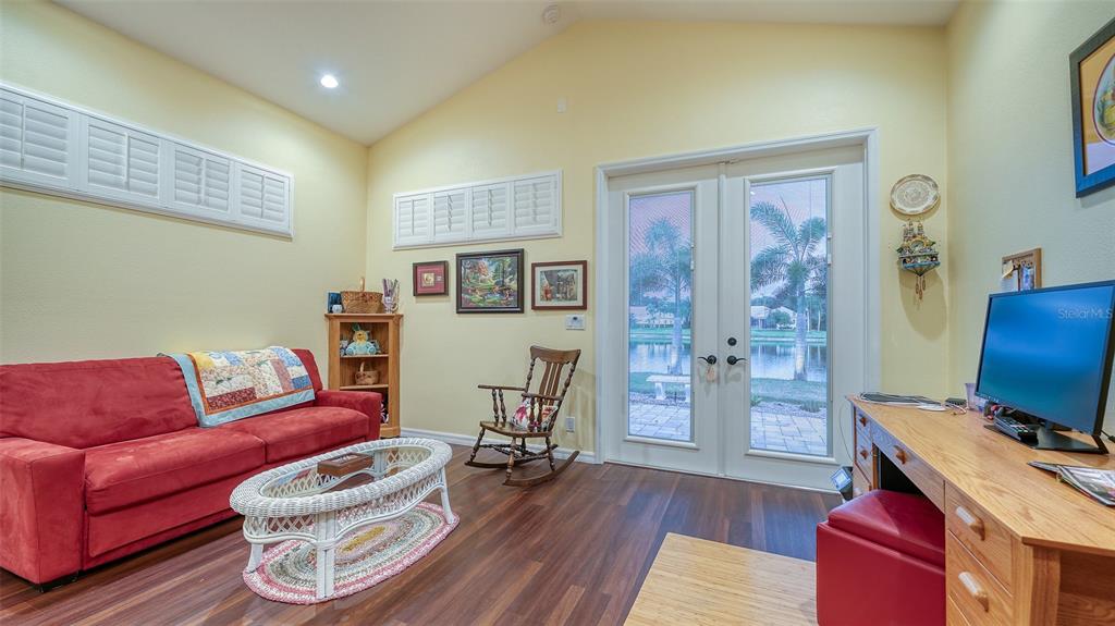 LAUREL OAK ESTATES - Residential